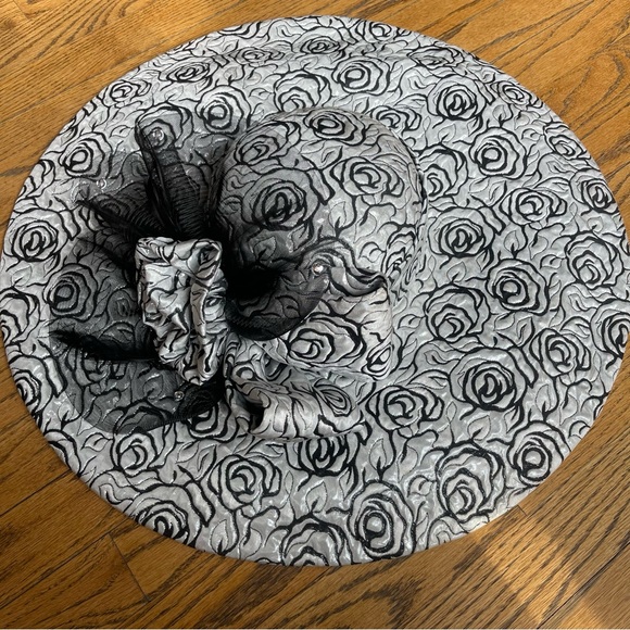 Ashro Large Brim Oversized Dramatic Derby Sunday Service Hat Black and White - Picture 3 of 14